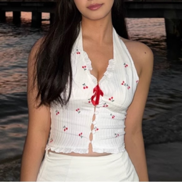 Cherry halter top - Picture 2 of 3